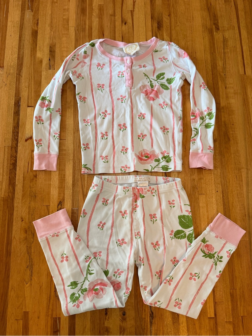 Girls 4T/5T Clothing Bundle – 5-Piece Lot 🌸🍓 - Picture 5 of 10